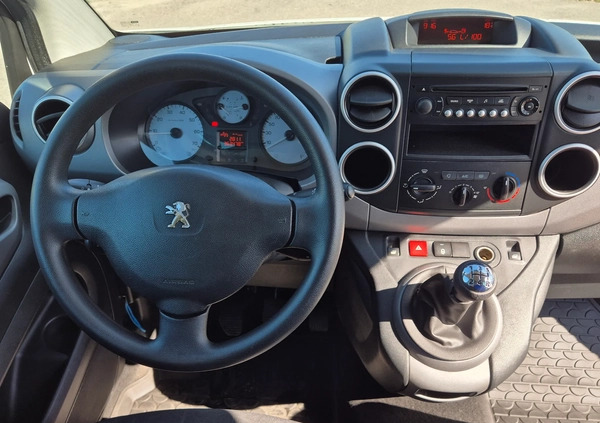 Peugeot 5008 cena 34800 przebieg: 129000, rok produkcji 2014 z Ruciane-Nida małe 326